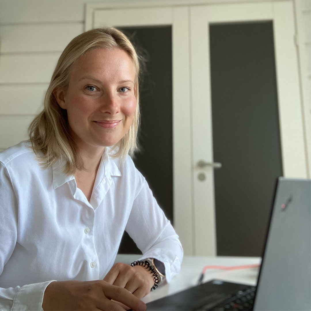 Millaiselta sovellusasiantuntijan työpäivä EmCessä näyttää?